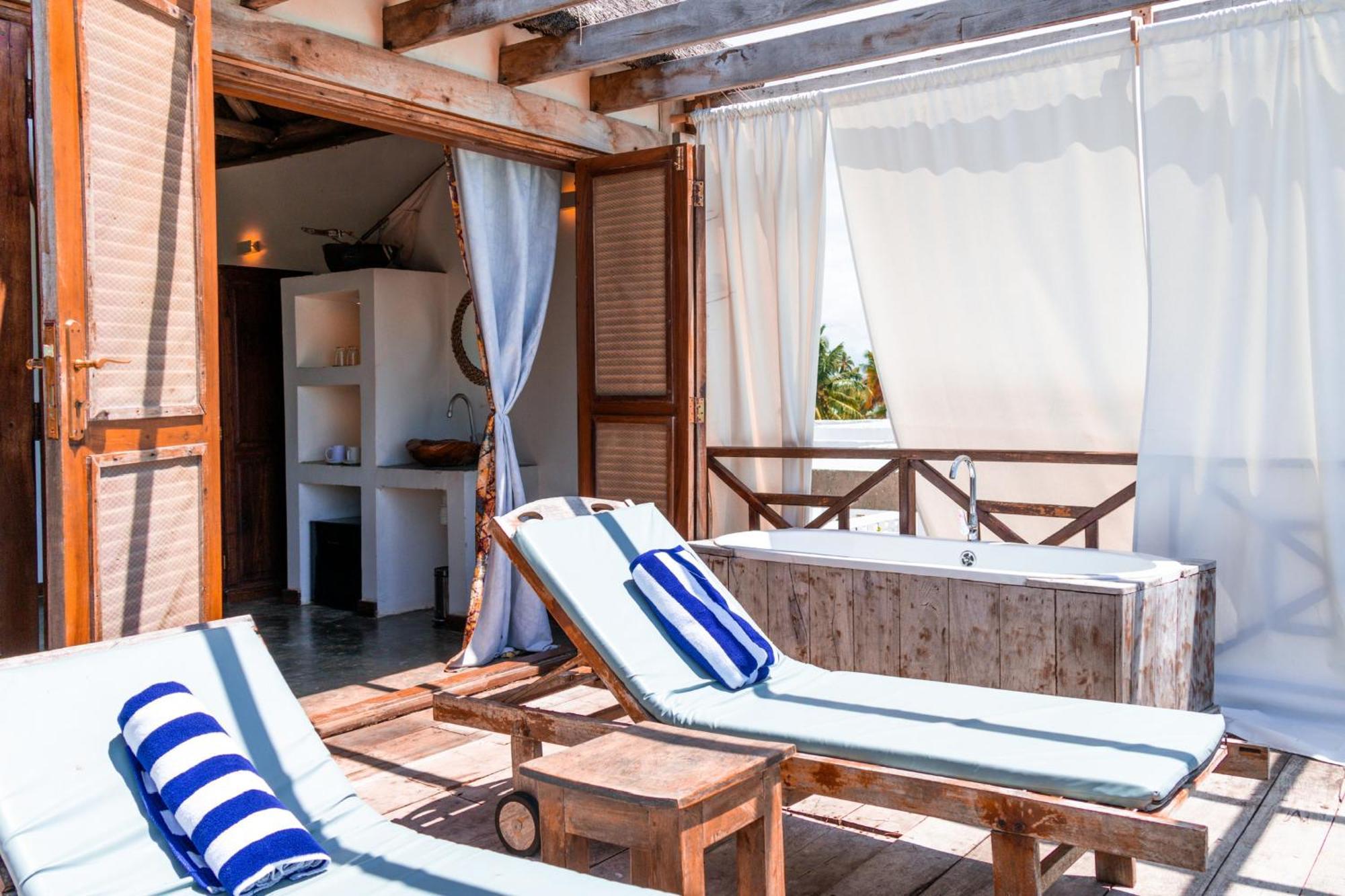 Pili Pili Boho Beach จัมเบียนี ภายนอก รูปภาพ