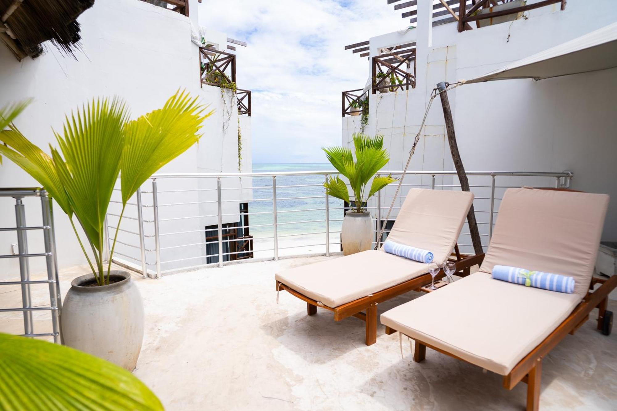 Pili Pili Tropical Island จัมเบียนี ภายนอก รูปภาพ