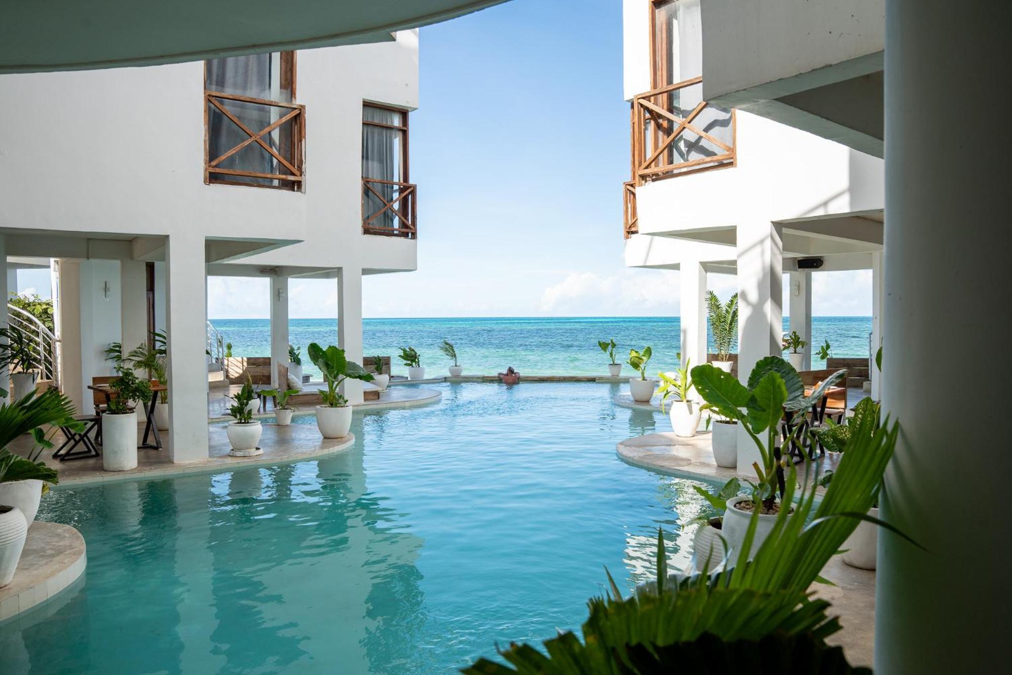 Pili Pili Tropical Island จัมเบียนี ภายนอก รูปภาพ